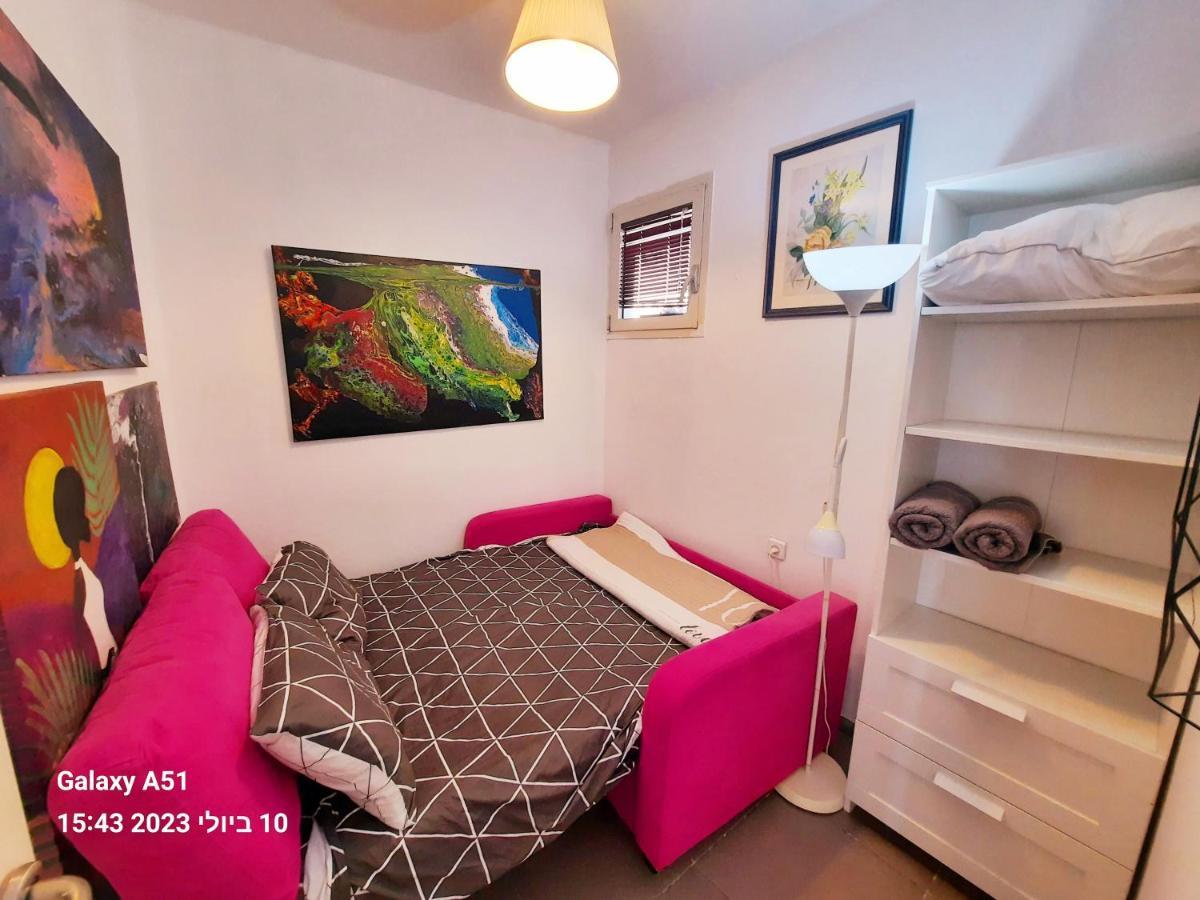 קיסריה Vacation apartments with a sea view -דירות נופש מול הים מראה חיצוני תמונה