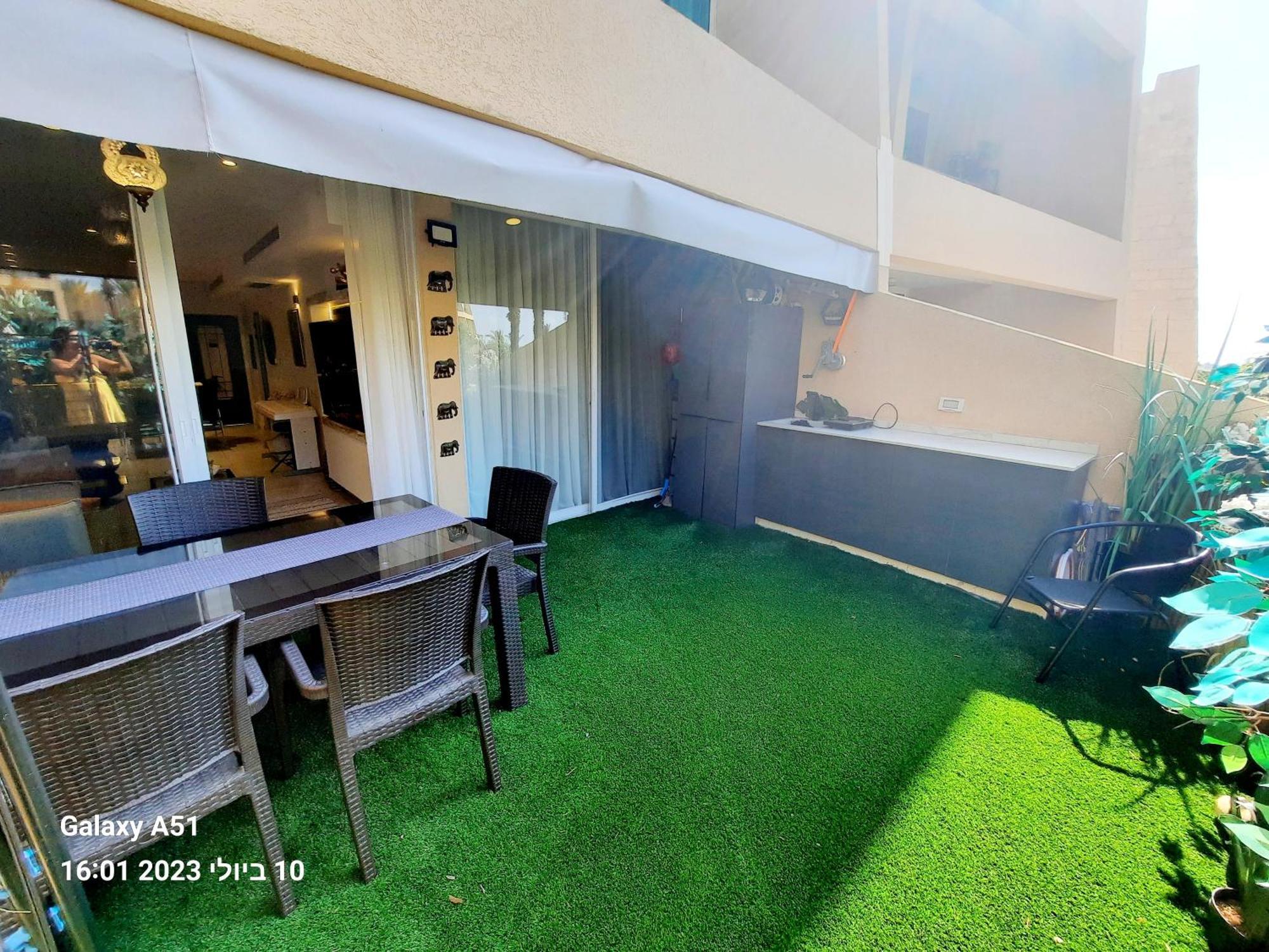 קיסריה Vacation apartments with a sea view -דירות נופש מול הים מראה חיצוני תמונה